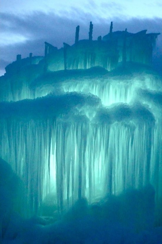 Castillo de hielo Silverthone.jpg