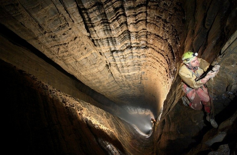 Cueva Krubera.jpg