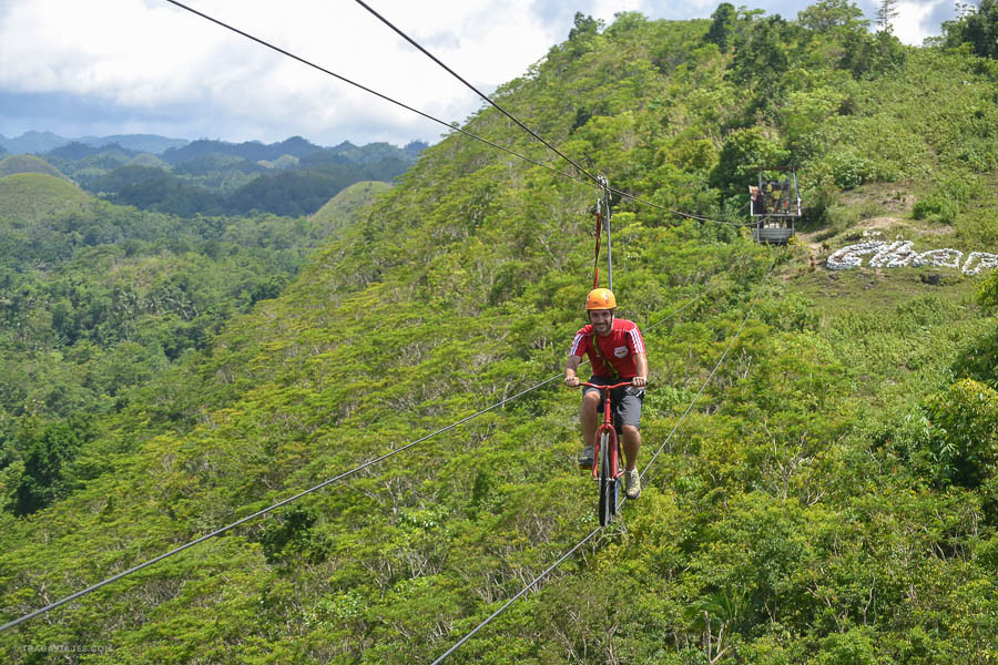 bicicleta bicitirolina tirolina isla bohol filipinas Chocolate Hills aventura amazonia2.jpg