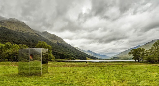 Mirador invisible en el lago Lomond, Escocia