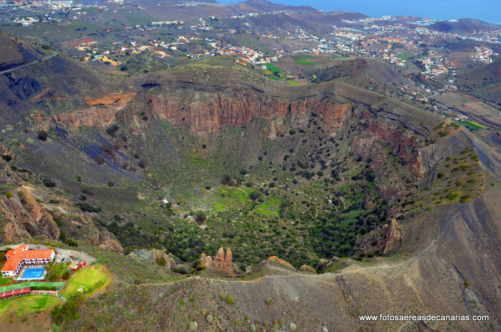 Caldera de Bandama Gran Canaria Aventura Amazonia.jpg