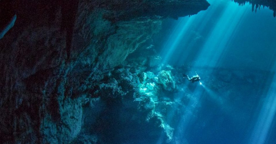 Cueva de Tulum Aventura Amazonia.jpg