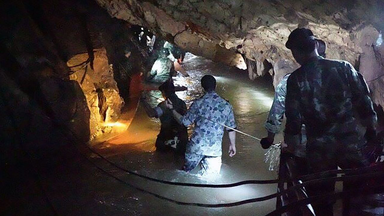 Cueva niños perdidos Tailandia Tham Luang Khunnam Nang Non Aventura Amazonia.jpg