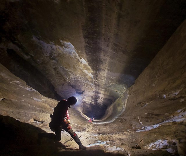 Gran Pozo MTDE Macizo de Porracolina Cantabria Aventura Amazonia.jpg