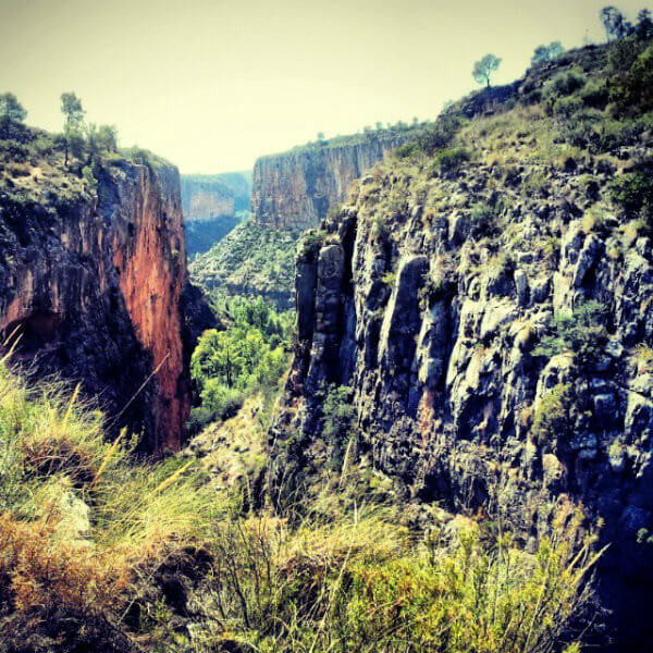 Ruta de Los Calderones-Hoces del Turia Valencia @amparohortelano Instagram Aventrura Amazonia.jpg