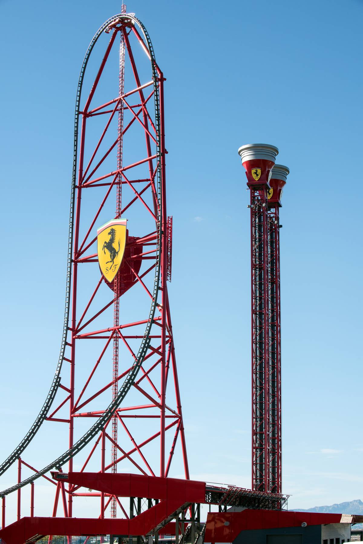parques de atracciones Port Aventura World Tarragona Red Force  aventura amazonia.jpg