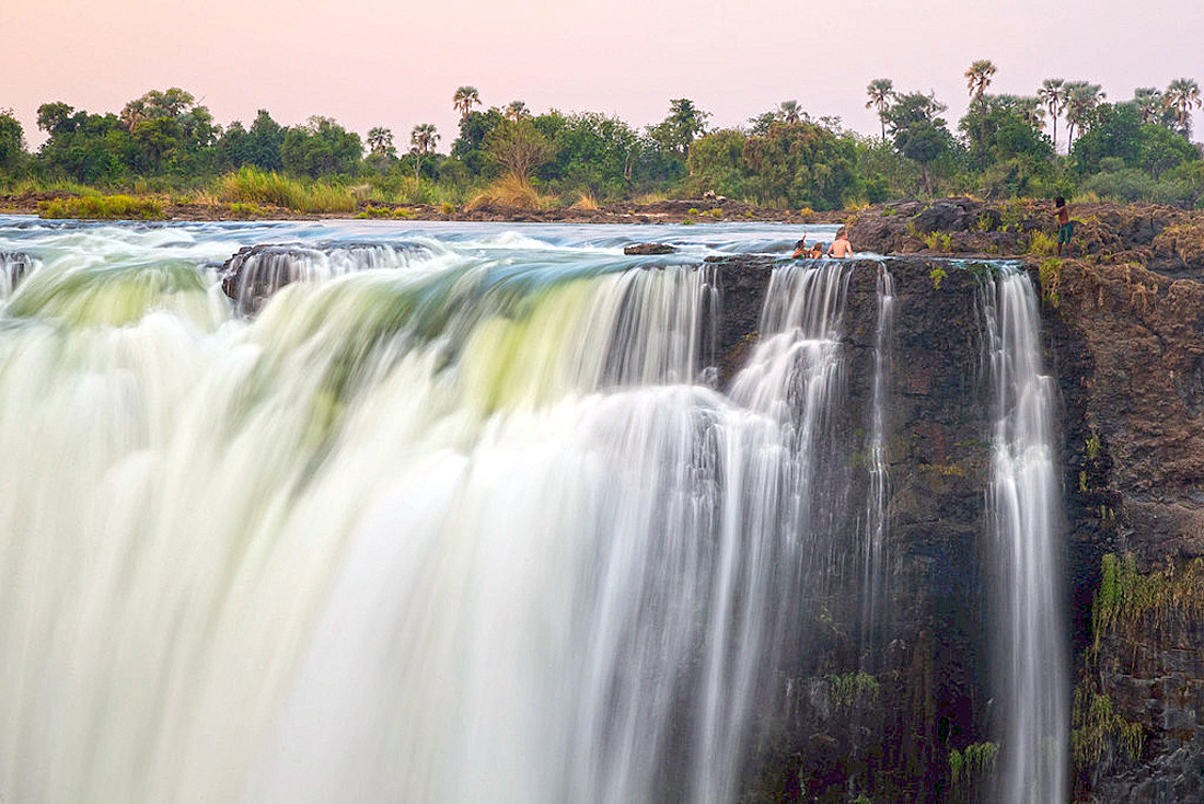 piscina del diablo (Zambia) Aventura Amazonia.jpg